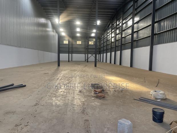 1,000 SQM Warehouse at Spintex for Rent · Photo 4
