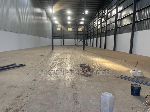 1,000 SQM Warehouse at Spintex for Rent · Photo 3