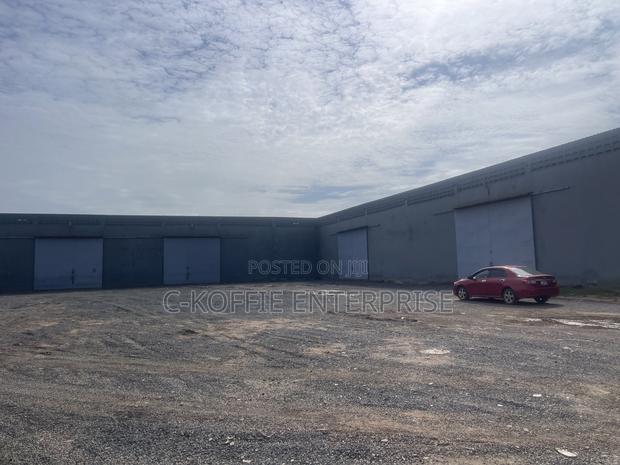 4,000 SQM Warehouse on 3 Acers Land at Tema · Photo 1