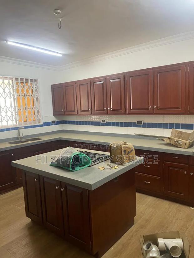 7bdrm House in East Legon Mempeasem, American House for sale · Photo 6