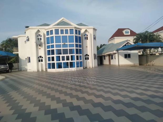 Furnished 5bdrm Duplex in Enjoy Estates, Tema Metropolitan for sale · Photo 1