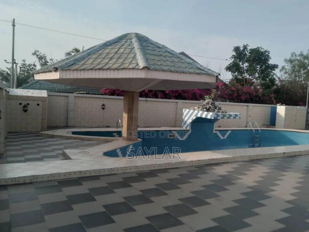 Furnished 5bdrm Duplex in Enjoy Estates, Tema Metropolitan for sale · Photo 4
