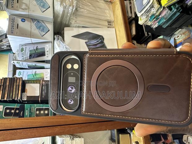 Pixel 10 Pro Xl 10 Pro Leather Flip Cover · Photo 5