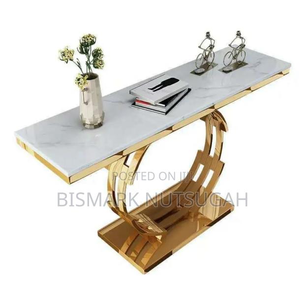 Luxury Marble Top Console Table · Photo 1