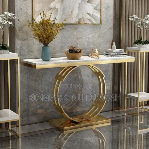 Luxury Marble Top Console Table · Photo 6