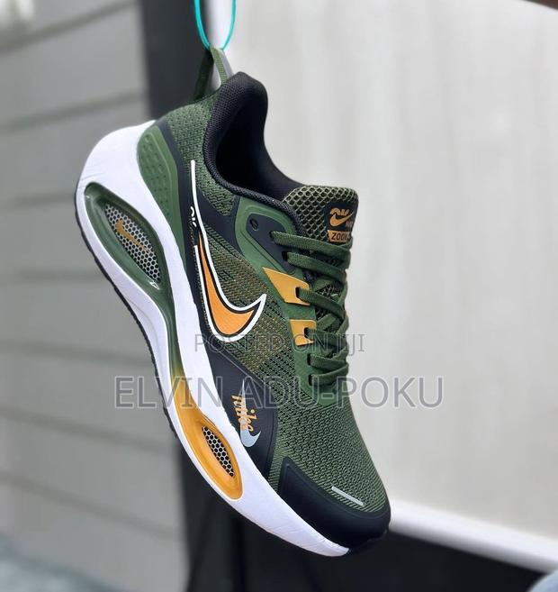Nike Zoom Max Sneaker In Different Colors , Swipe >>>> · Photo 3