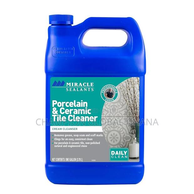 Porcelain and Ceramic Tile Cleaner · Photo 1