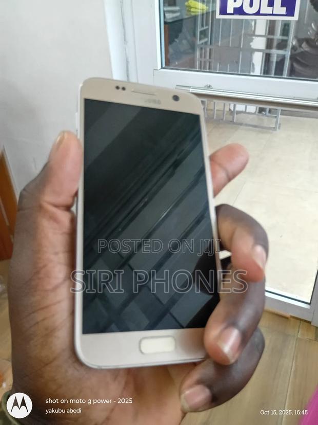 Samsung Galaxy S7 32 GB Gold · Photo 2