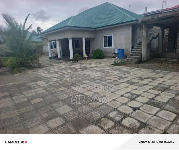 5bdrm House in Sam Properties, Kasoa for sale · Photo 3