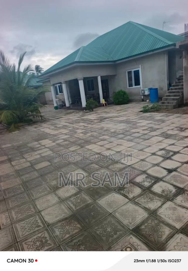 5bdrm House in Sam Properties, Kasoa for sale · Photo 4
