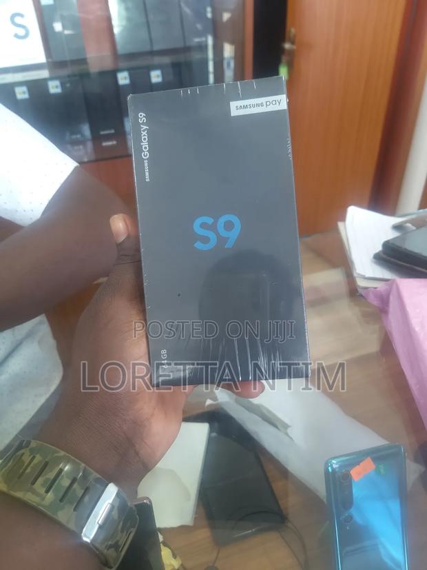 New Samsung Galaxy S9 64 GB Black · Photo 2