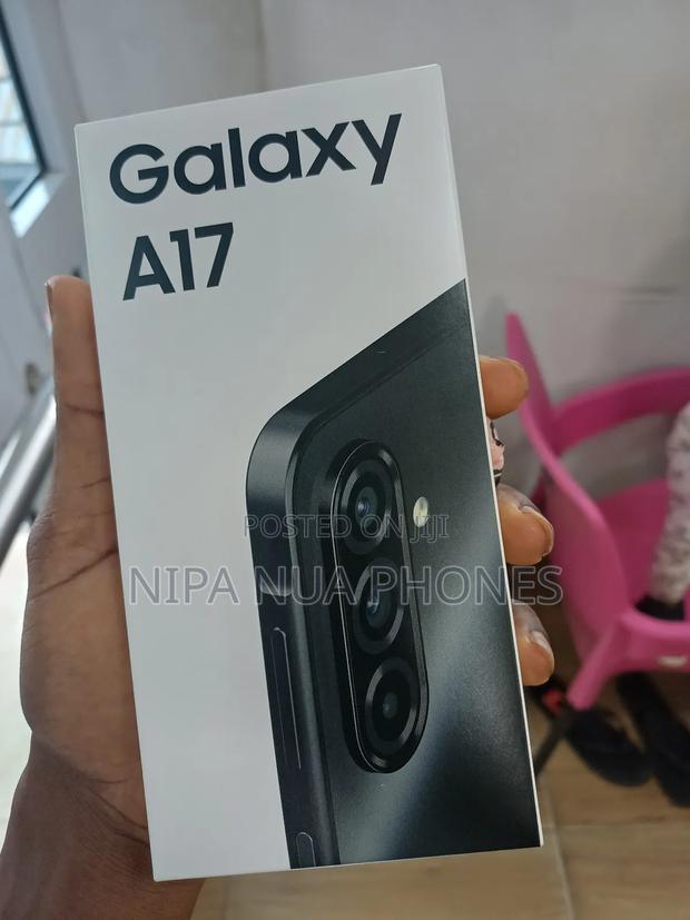 New Samsung Galaxy A17 128 GB Black · Photo 1
