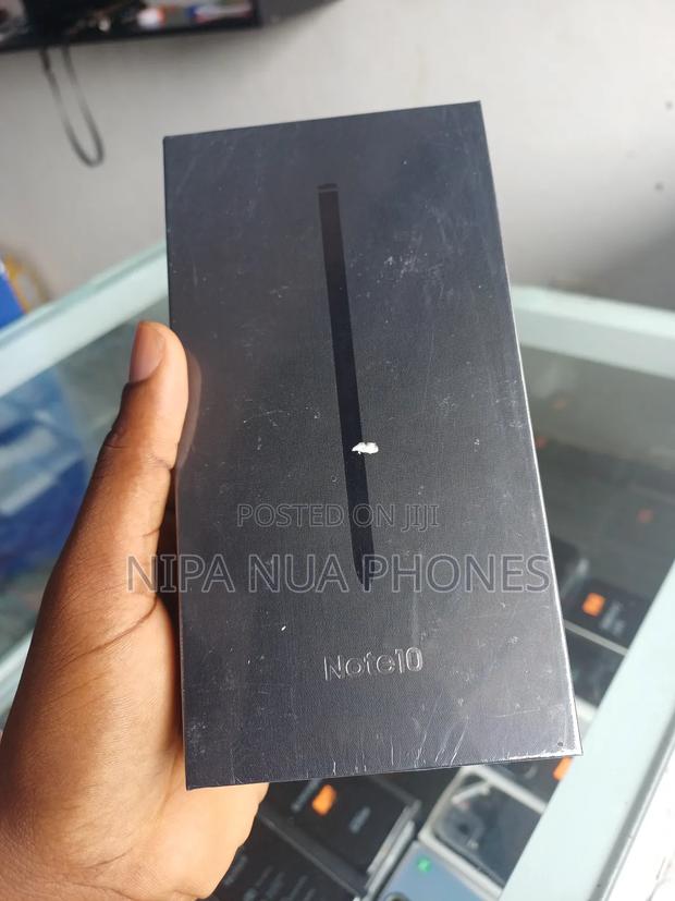 New Samsung Galaxy Note 10 5G 256 GB Black · Photo 2