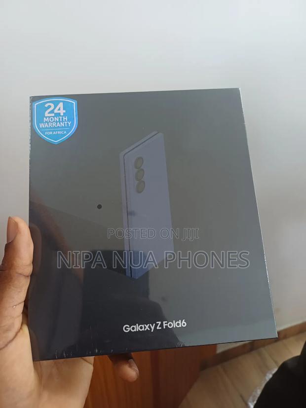 New Samsung Galaxy Z Fold6 256 GB Black · Photo 4