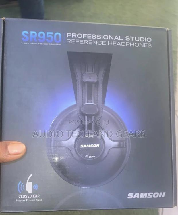 Samson Sr950 Studio Headphones · Photo 1