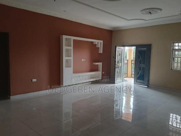 3bdrm Apartment in Adenta for rent · Photo 3