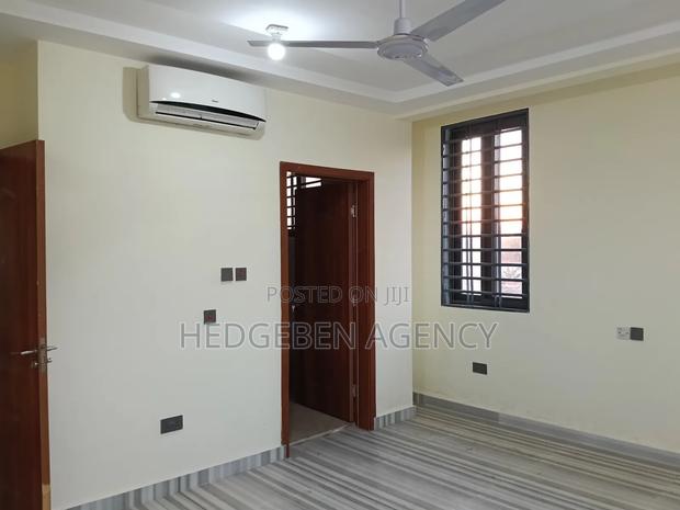 2bdrm Apartment in Adenta for rent · Photo 5