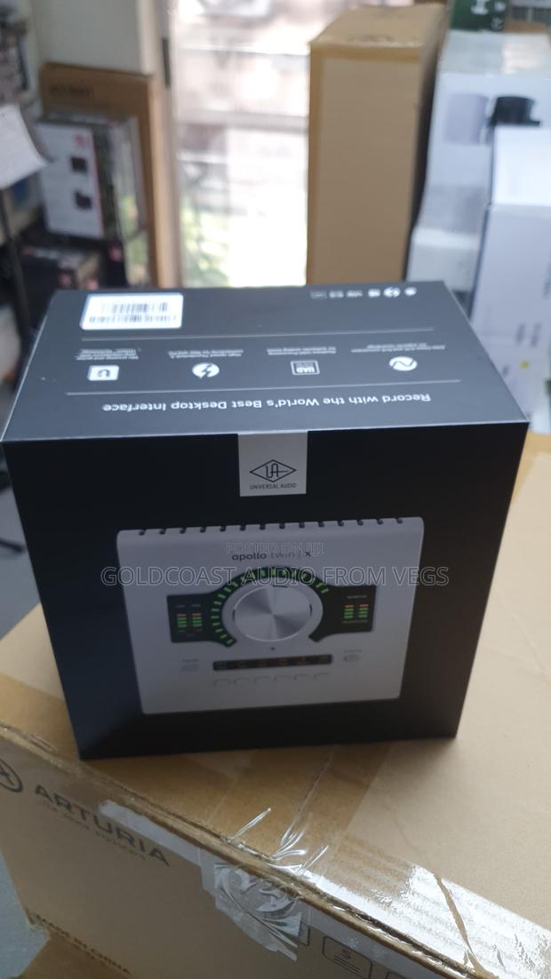 Uad Apollo Twin X Duo Gen 2 Thunderbolt 3 Audio Interface Ess+ Bundle · Photo 2