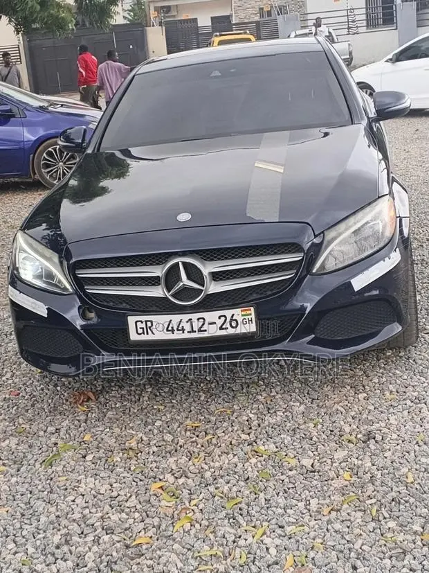 Mercedes-Benz C300 Luxury 4Matic Sedan AWD (2.0L 4cyl 7A) 2016 Blue · Photo 1