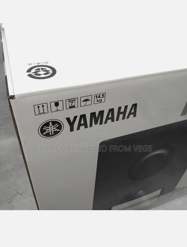 Yamaha Hs8 I Active Studio Monitors With Hs8 Active Subwoofer · Photo 5