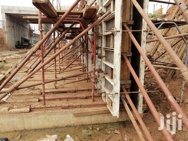 Retaining Wall/Decking/Pillar/Gutter/Rods/Scaffolds/Slabs · Photo 3