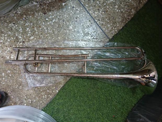 Trombone ( Gold Silver) · Photo 2