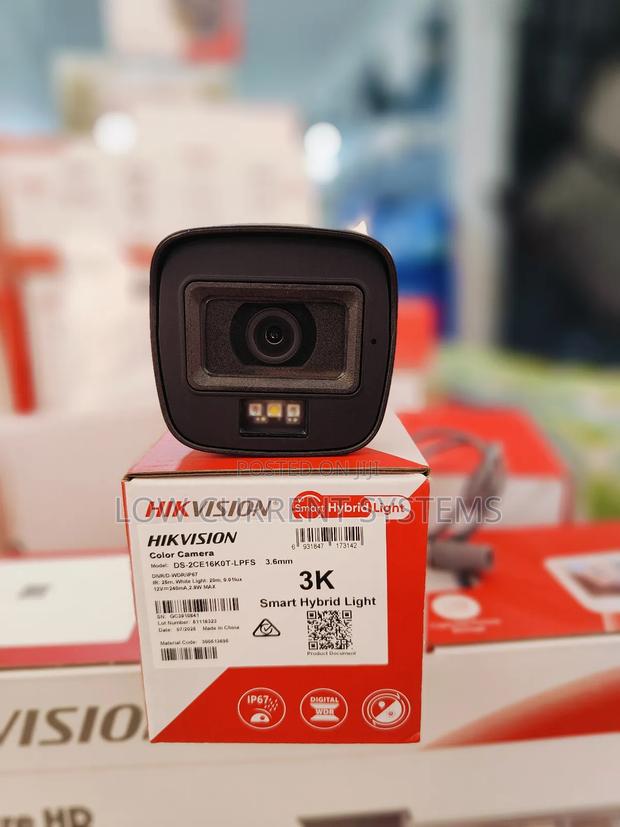 Hikvision Smart Hybrid Light Analog Camera With Audio · Photo 1