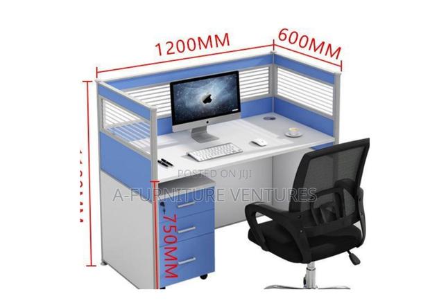 Quality Single Workstation · Photo 1