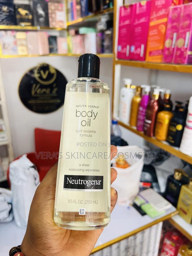 Neutrogena Body Oil · Photo 1