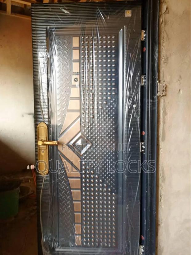 Paladin Turkey Anti-Rust Single Door · Photo 1