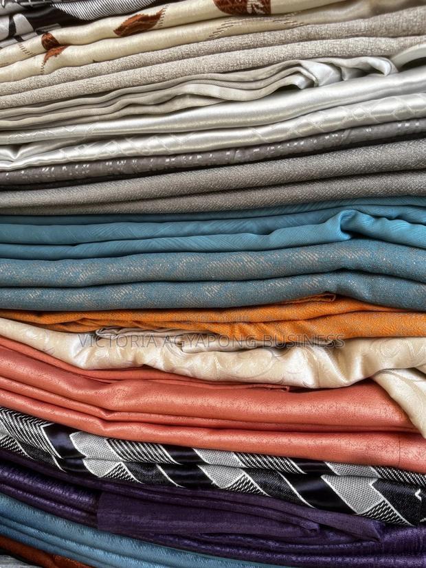 Living Room Decor Curtains · Photo 4
