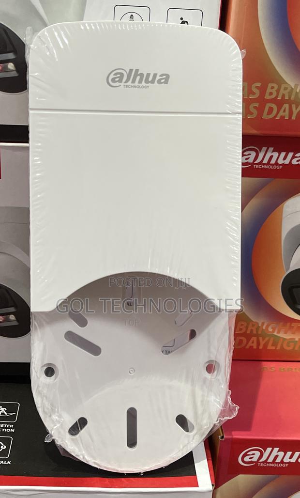 Dahua Camera Mount Pea12a Plastic Junction Box · Photo 2