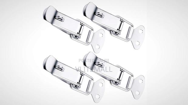 Stainless Steel Toggle Latch · Photo 3