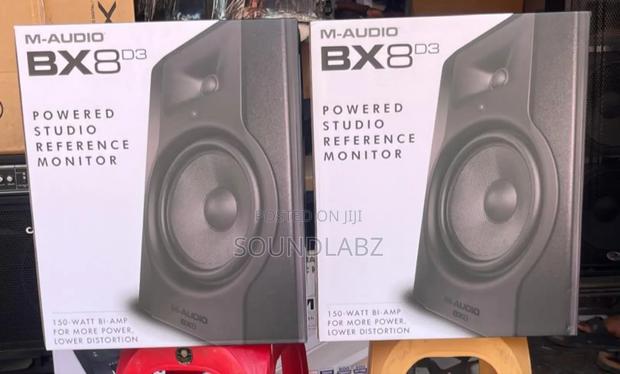 M-Audio Bx8 D3 Powered Studio Reference Monitor. · Photo 4