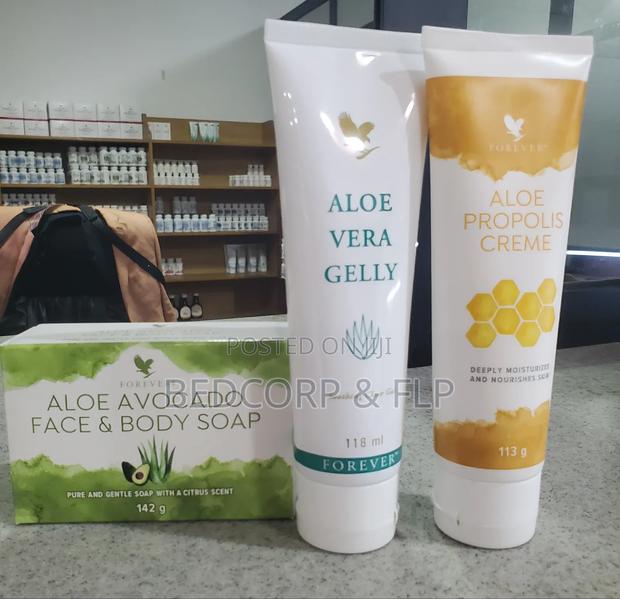 Anti Acne, Pimples Skincare Pack · Photo 1