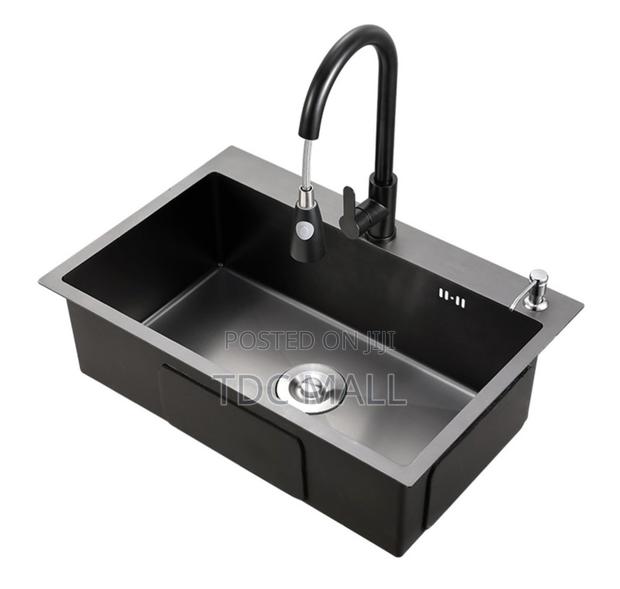 Executive Single Kitchen Sink Stainless Steel With Tap · Photo 1