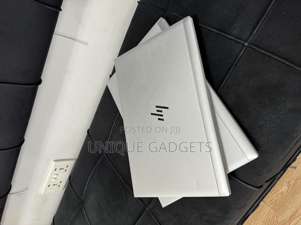 Laptop HP EliteBook 830 G8 16GB Intel Core I7 SSD 256GB · Photo 3