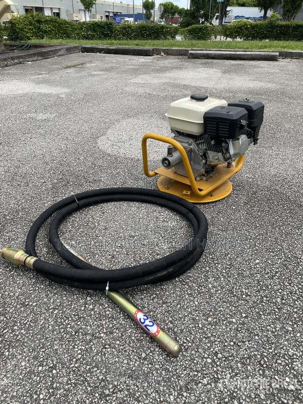 Concrete Poker Vibrator 6.5hp Petrol Powered( High Efficiency) · Photo 1