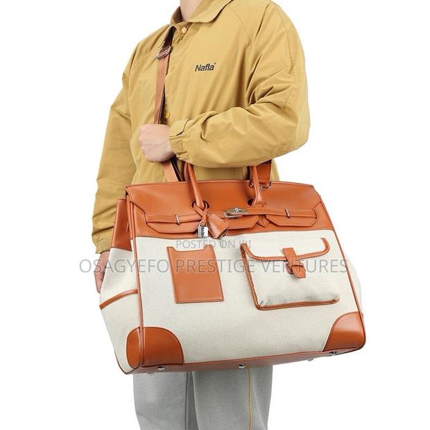 High Quality Duffle Bags · Photo 4