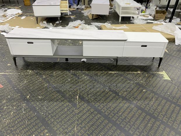 Tv Stand - T35-17 · Photo 1