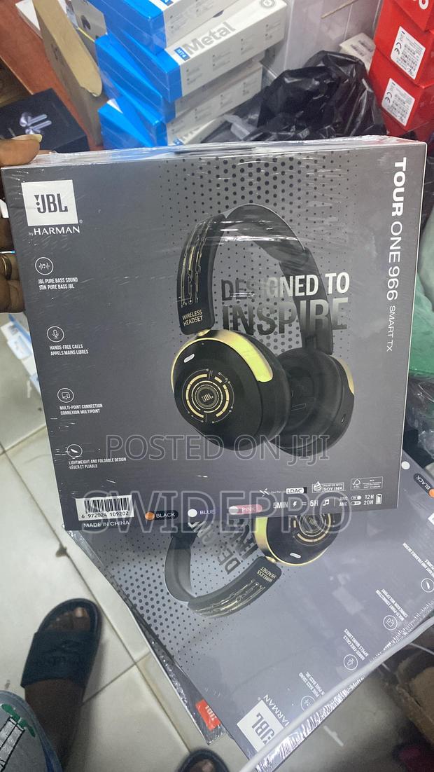 JBL Tour One 996 Smart Tx Wireless Bluetooth Headphones/Headset · Photo 3