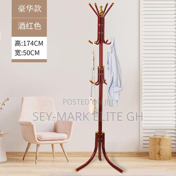 Free Standing Coat Hanger/ Rack · Photo 3