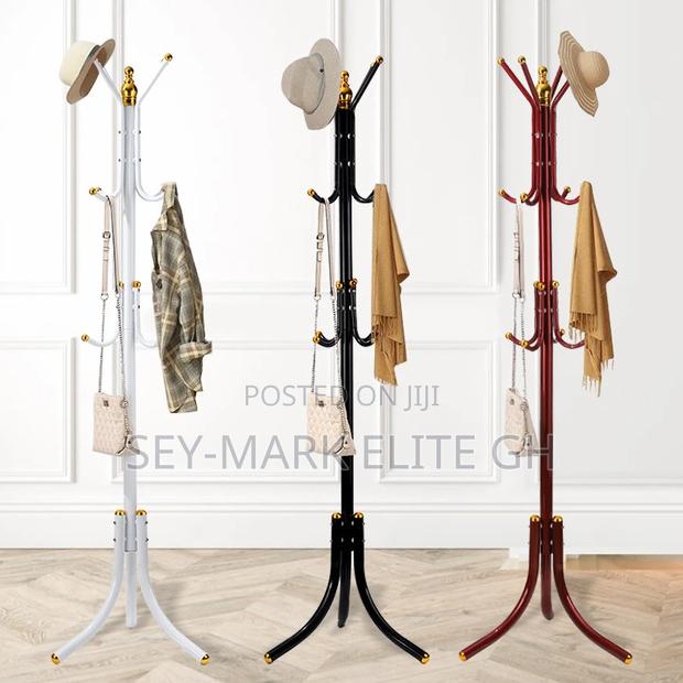 Free Standing Coat Hanger/ Rack · Photo 1