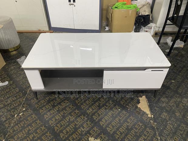 Quality Marble Center Table A103 -120 · Photo 1