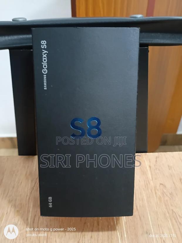New Samsung Galaxy S8 64 GB Black · Photo 1