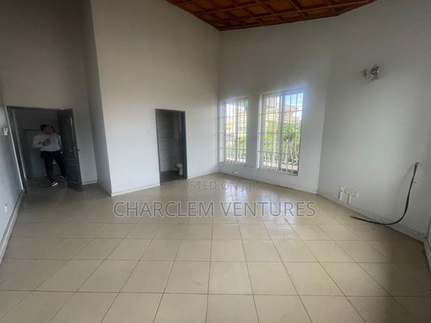 10-Bedroom Commercial Property for Rent at East Legon-American House · Photo 8