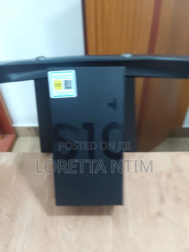 New Samsung Galaxy S10 Plus 128 GB Black · Photo 1