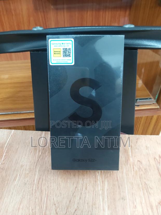 New Samsung Galaxy S22+ 5G 256 GB Black · Photo 2