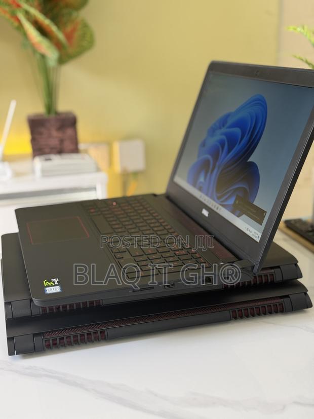 Laptop Dell Inspiron 15 5577 16GB Intel Core i7 HDD+SSD 1T · Photo 4