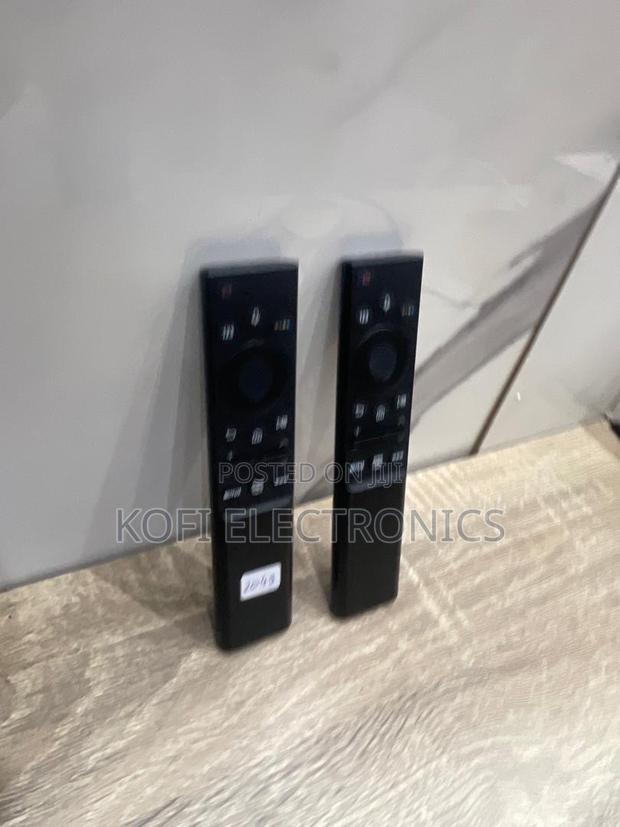 Samsung Solar One Remote Eco-Friendly and Smart · Photo 1